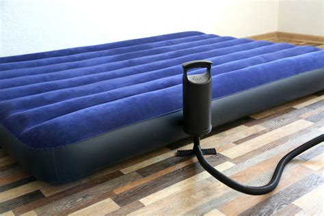 finding a leak in an air mattress|How to Find a Leak in an Air Mattress 